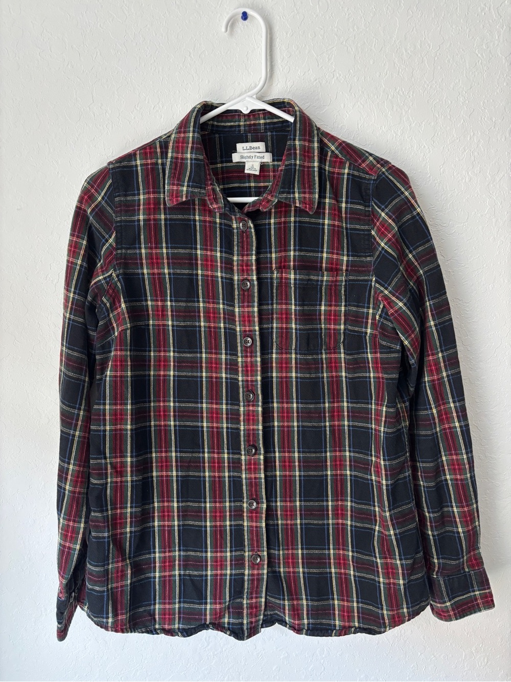 L.L.Bean Women’s Slightly Fitted Scotch Plaid Flannel Shirt Size Small